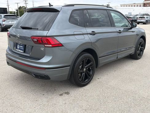 Certified 2024 Volkswagen Tiguan SE R-Line FWD image 6