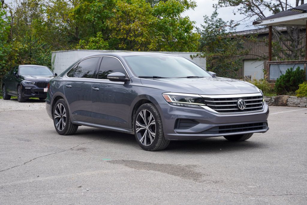 Used 2021 Volkswagen Passat 2.0T SE FWD image 9