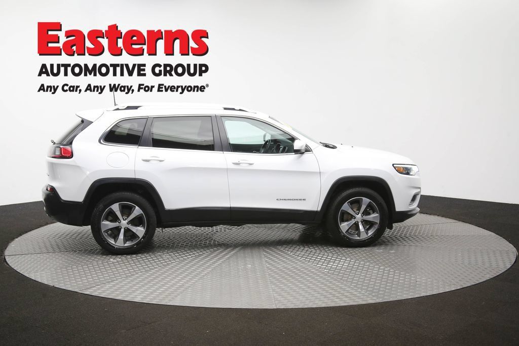 Used 2019 Jeep Cherokee Limited AWD/4WD image 45