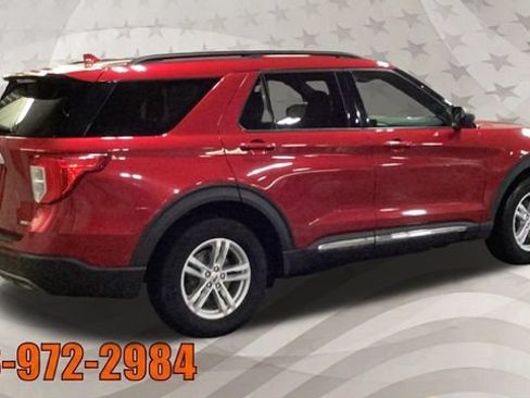 Used 2020 Ford Explorer XLT w/ Equipment Group 202A AWD/4WD image 22