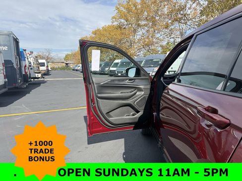 New 2025 Jeep Grand Cherokee L Altitude image 10