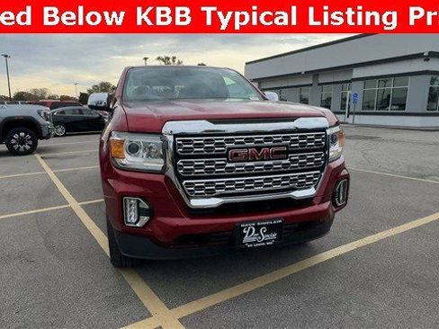 Used 2021 GMC Canyon Denali image 3