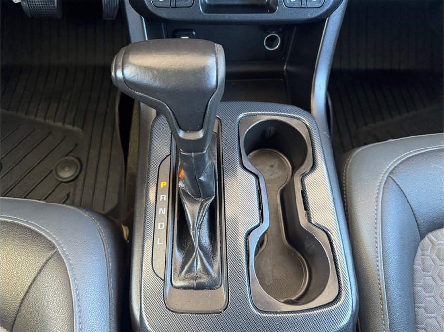 Used 2018 Chevrolet Colorado Z71 AWD/4WD image 12