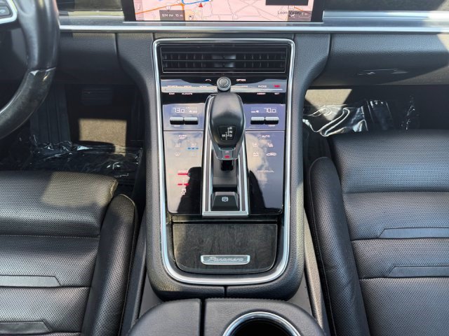 Used 2018 Porsche Panamera 4 AWD/4WD image 15