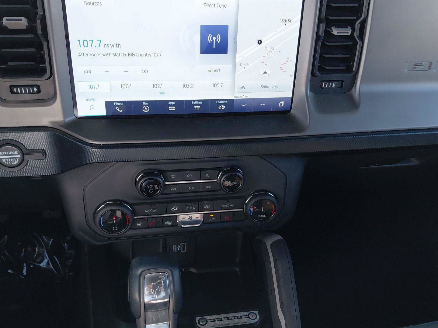 Used 2022 Ford Bronco Outer Banks AWD/4WD image 9