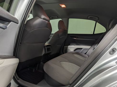 Used 2022 Toyota Camry LE FWD image 13