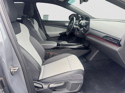 Certified 2023 Volkswagen ID.4 Pro image 15