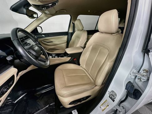 Certified 2021 Jeep Grand Cherokee L Limited AWD/4WD image 31