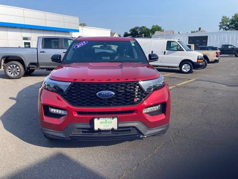 Used 2023 Ford Explorer ST w/ Equipment Group 401A AWD/4WD image 2