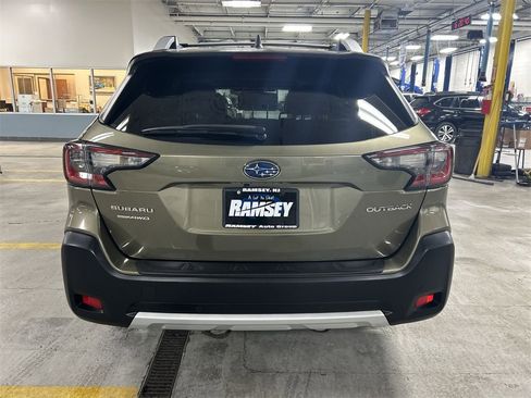 Certified 2023 Subaru Outback Limited image 7