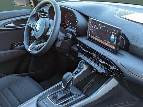 New 2024 Dodge Hornet GT w/ GT Blacktop Package image 8