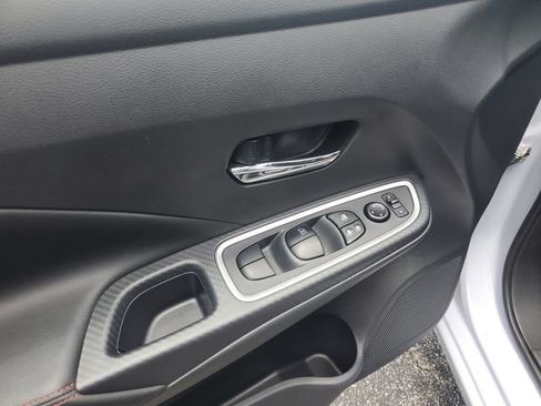Used 2025 Nissan Versa SR w/ Trunk Package FWD image 12