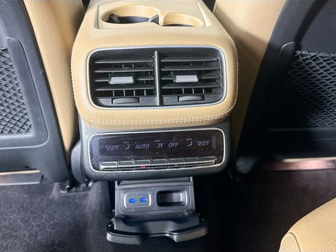 Certified 2024 Mercedes-Benz GLS 580 4MATIC image 33