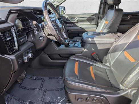 Used 2022 GMC Sierra 1500 AT4 w/ AT4 Premium Package image 11