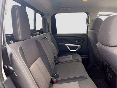 Used 2023 Nissan Titan SV w/ SV Convenience Package image 26