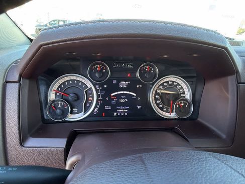 Used 2016 RAM 1500 Laramie w/ Convenience Group image 21