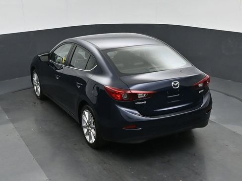 Used 2017 MAZDA MAZDA3 Touring image 55