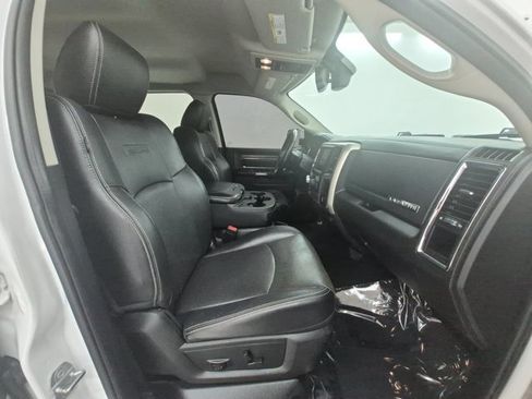 Used 2017 RAM 1500 Laramie AWD/4WD image 23