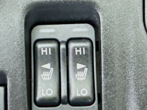 Used 2017 Subaru Impreza 2.0i Premium image 25