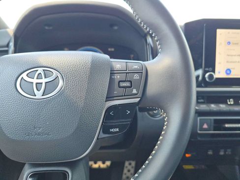 Certified 2026 Toyota Camry SE FWD image 30