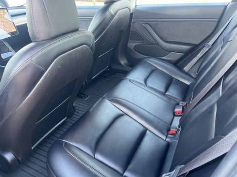 Used 2018 Tesla Model 3 Long Range image 10