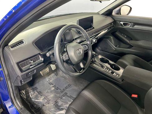 Used 2023 Honda Civic Sport image 9