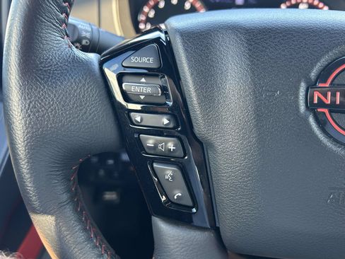 Used 2025 Nissan Frontier PRO-4X w/ Pro Premium Package AWD/4WD image 25