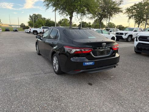 Used 2023 Toyota Camry LE image 3