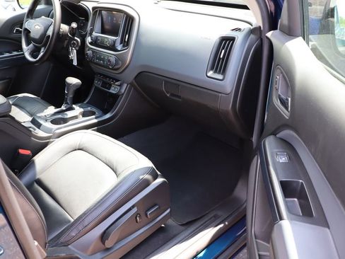 Used 2019 Chevrolet Colorado Z71 AWD/4WD image 46