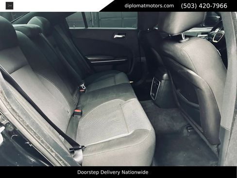 Used 2015 Dodge Charger SE w/ Popular Equipment Group RWD image 21