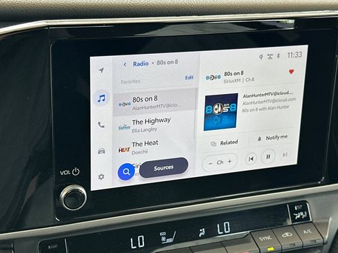 Used 2025 Toyota Camry SE image 17