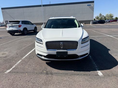 Used 2023 Lincoln Nautilus Reserve w/ Luxury Package AWD/4WD image 2