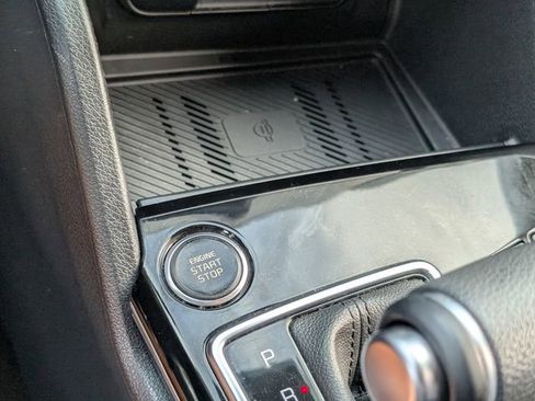 Used 2024 Kia Sportage EX image 31