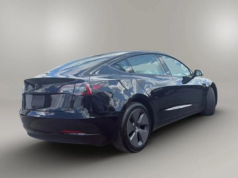 Used 2023 Tesla Model 3 Standard Range RWD image 7