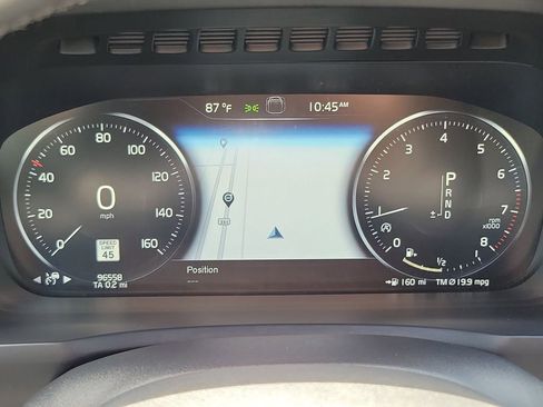 Used 2018 Volvo XC90 T5 Momentum w/ Convenience Package FWD image 28