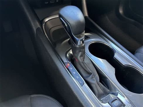 Used 2024 Chevrolet Malibu LT image 33