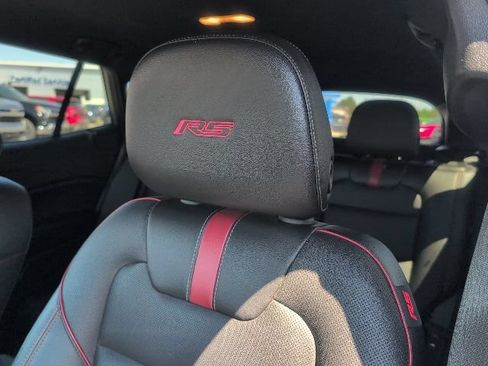 Used 2024 Chevrolet Trax RS w/ Driver Confidence Package FWD image 18