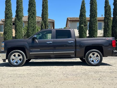 Used 2015 Chevrolet Silverado 1500 LTZ w/ LTZ Plus Package AWD/4WD image 7