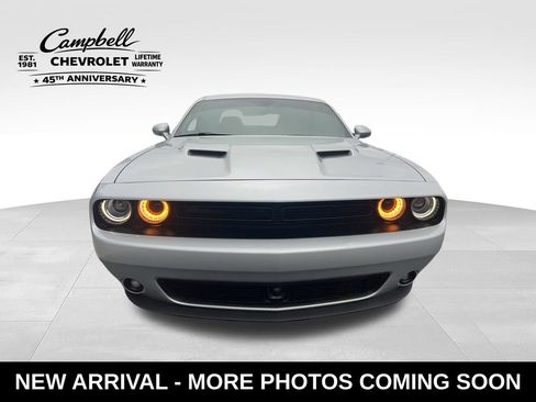 Used 2023 Dodge Challenger SXT w/ Plus Package RWD image 14
