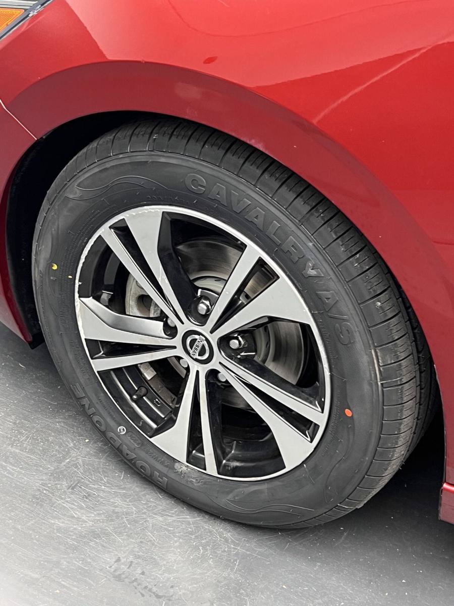 Used 2020 Nissan Sentra SV FWD image 34