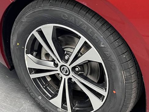 Used 2020 Nissan Sentra SV FWD image 34