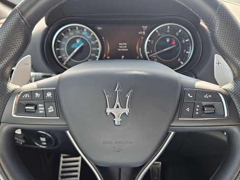 Used 2024 Maserati Levante Modena Ultima AWD/4WD image 32