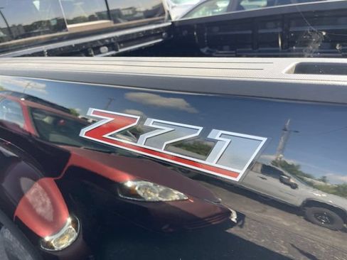 Used 2017 Chevrolet Colorado Z71 RWD image 9
