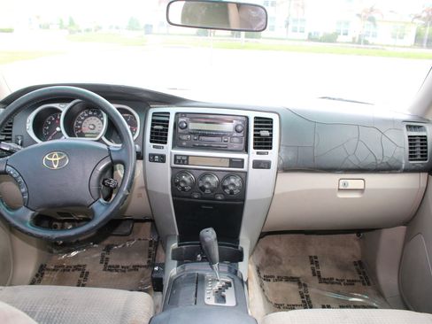 Used 2004 Toyota 4Runner Sport RWD image 9