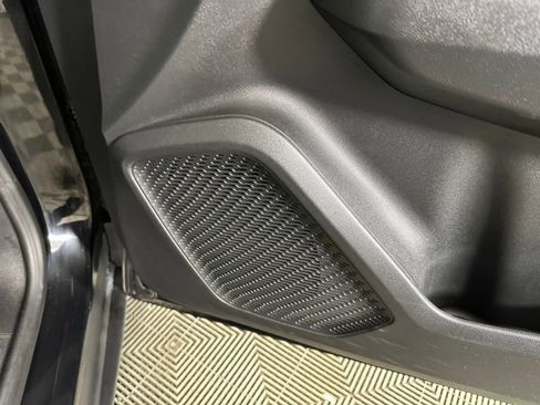 Used 2024 Chevrolet Equinox EV RS image 29