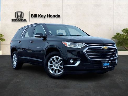 Used 2021 Chevrolet Traverse LT image 5