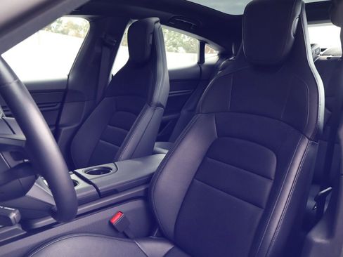 Certified 2024 Porsche Taycan image 5