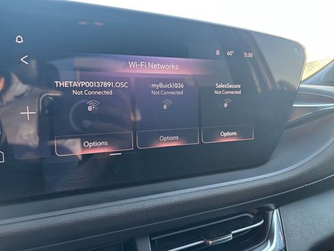 Used 2025 Buick Envista Preferred image 21