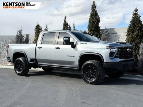 Used 2024 Chevrolet Silverado 2500 ZR2 w/ ZR2 Bison Edition image 12