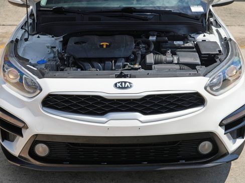 Used 2019 Kia Forte LXS FWD image 7